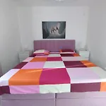With Parking Space Orebic, Peljesac - 643 דירה אורביץ