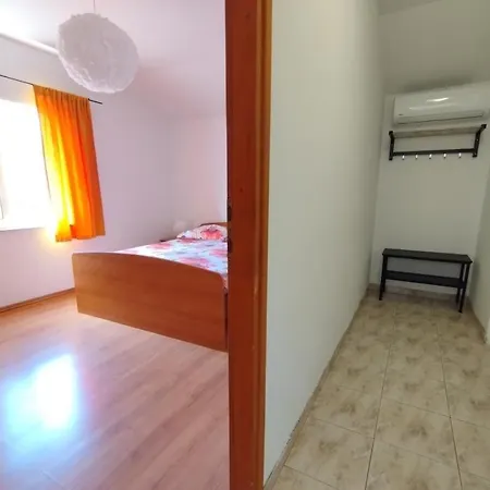With Parking Space Orebic, Peljesac - 643 오레비츠